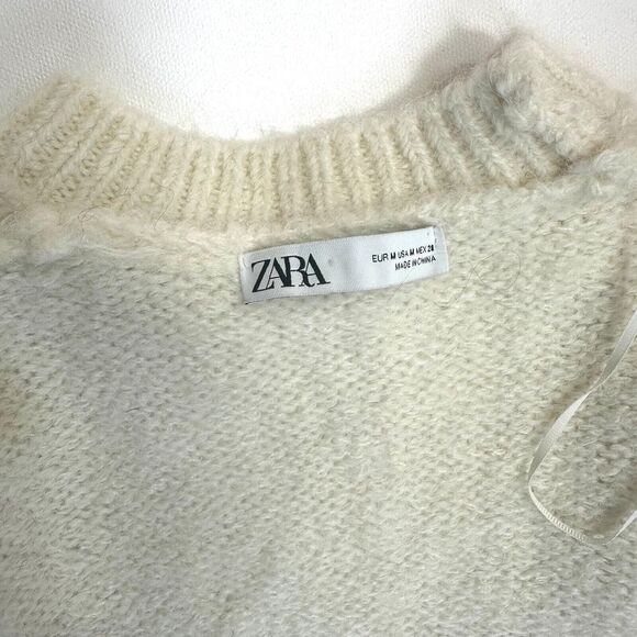 Zara Women's White and Navy Jumper with Bottons size M 99% wool - Picture 4 of 10